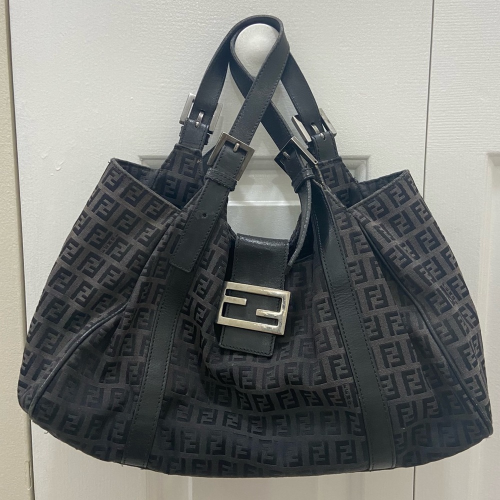 FENDI Black Shoulder Purse Bag